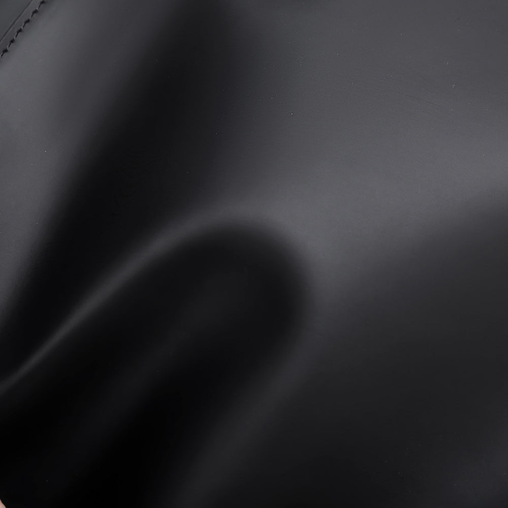 Atom Basics HeritageFlap Classic Backpack - Matte Black