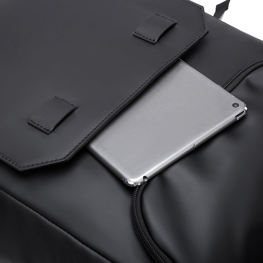 Atom Basics HeritageFlap Classic Backpack - Matte Black